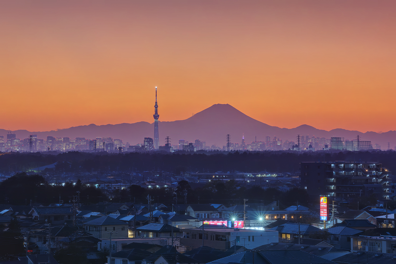 鎌ヶ谷市役所からの富士山