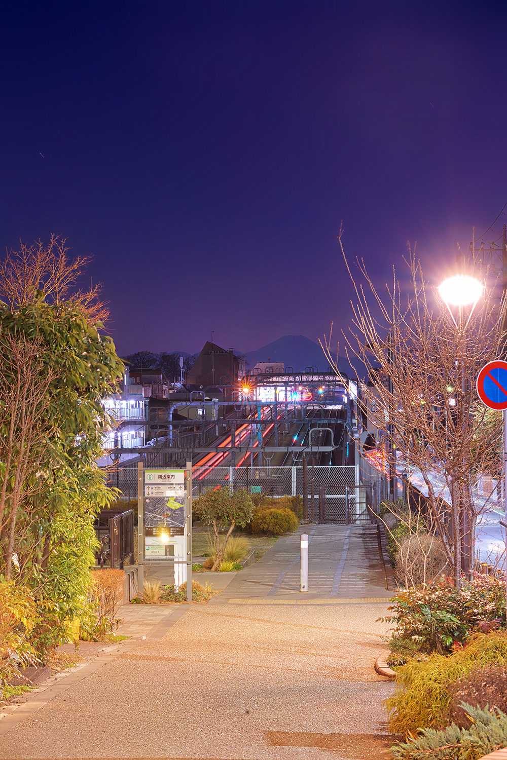 世田谷代田駅近くの坂から富士山夕景を撮る